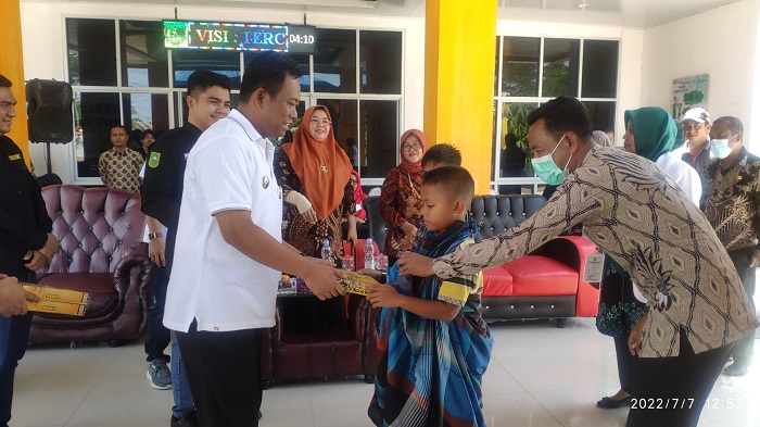Karang Taruna Rohil Sunat Massal 400 Anak Kaum Dhuafa